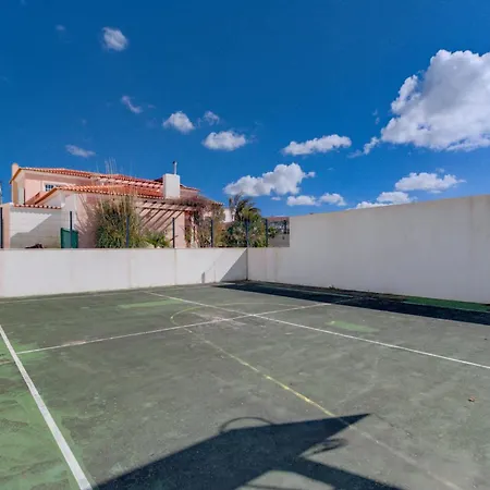 Luxury Coastal With Heated Pool Basketball Court & Ocean Views Near Lisbon Villa Lourinhã