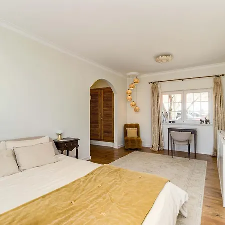 Luxury Coastal With Heated Pool Basketball Court & Ocean Views Near Lisbon Villa Lourinhã