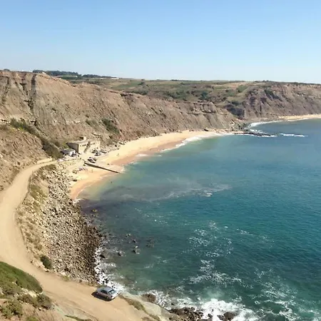 Luxury Coastal With Heated Pool Basketball Court & Ocean Views Near Lisbon